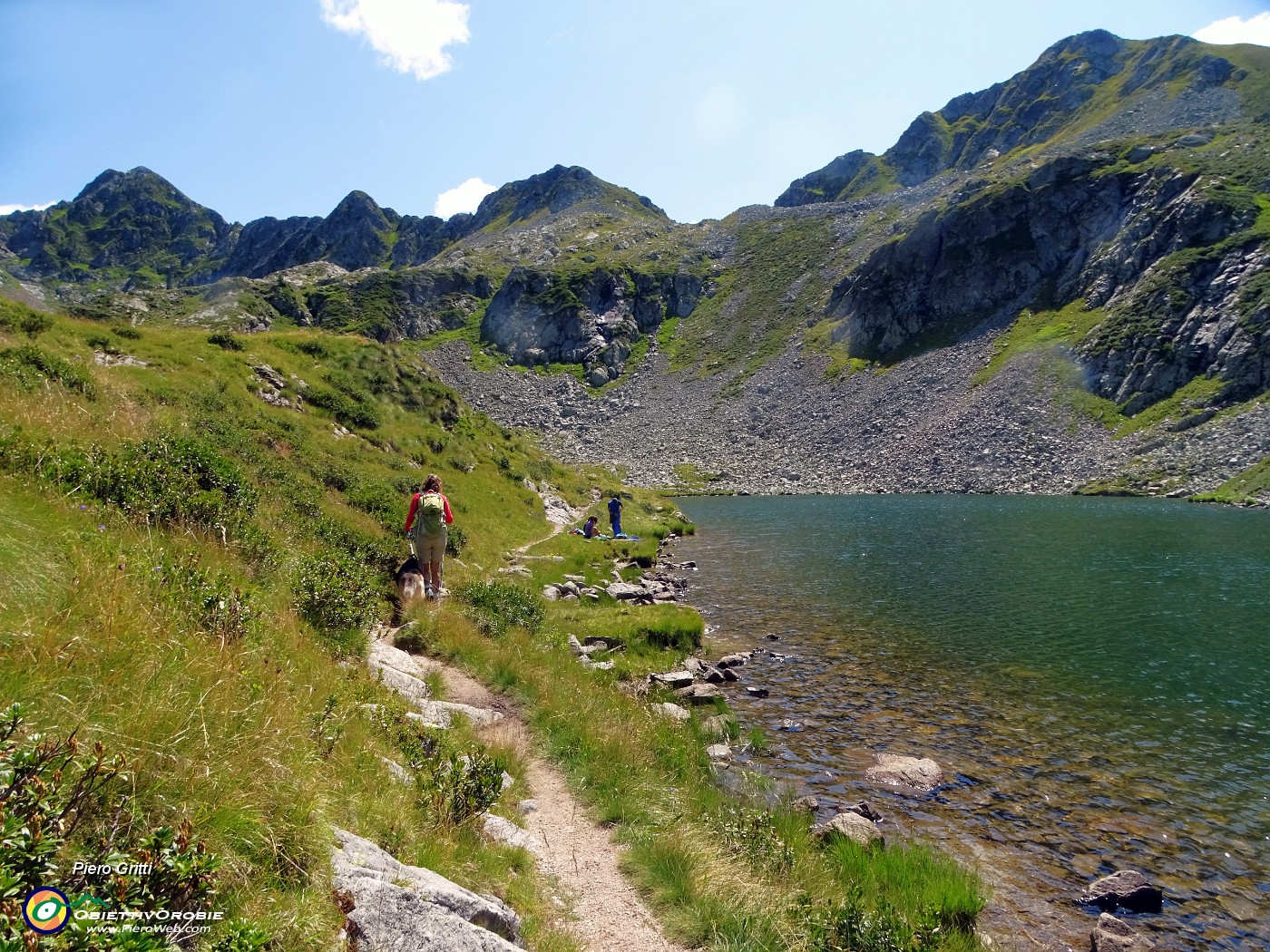 27 Costeggiando il Lago di sopra.JPG